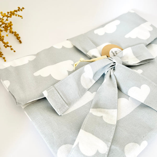 Kenyértartó zsák- szürke felhős