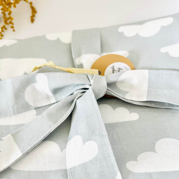 Kenyértartó zsák- szürke felhős